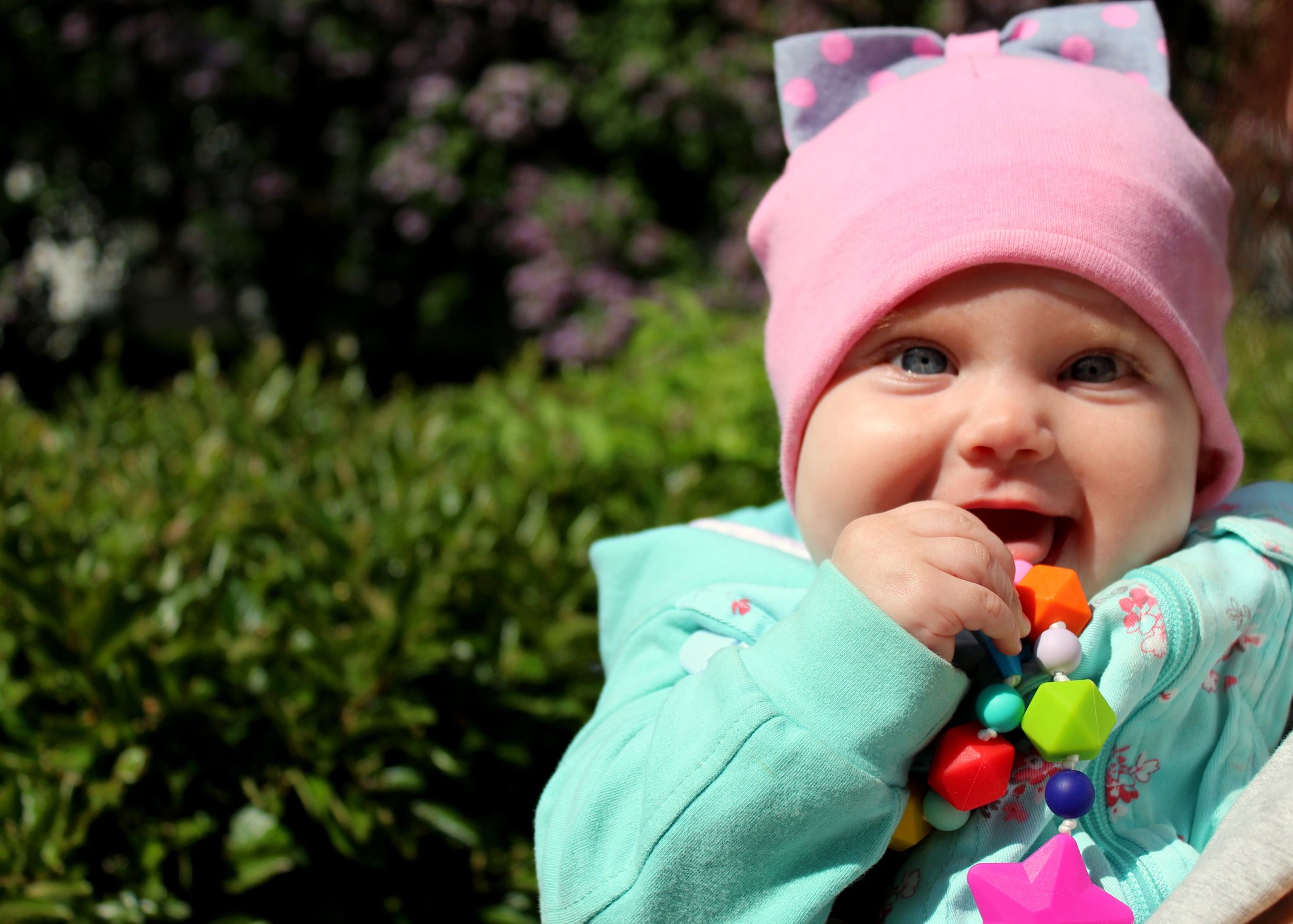 Силиконовый держатель на клипсе Звездопад, фуксия