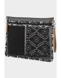 Набор для ухода за ребенком Petunia Take Along Kit: Secrets of Salvador